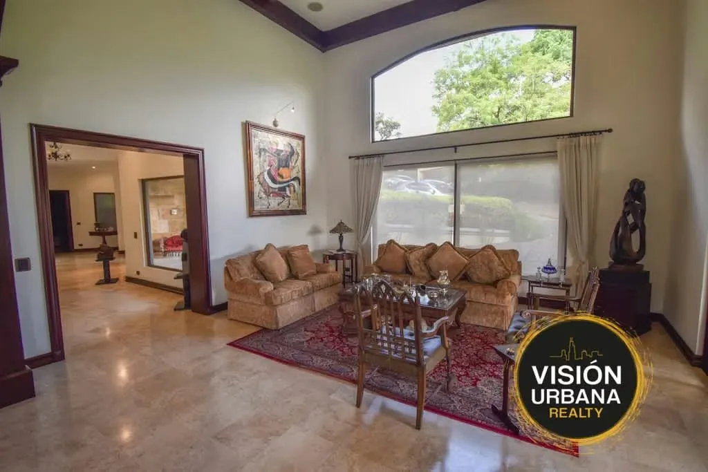 Single-Story House for Sale, Ciudad Colón, photo 10