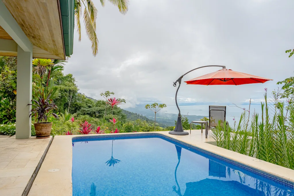 AMAZING WHALE TAIL AND OCEAN VIEW PROPERTY – 9.5 ACRES, photo 2