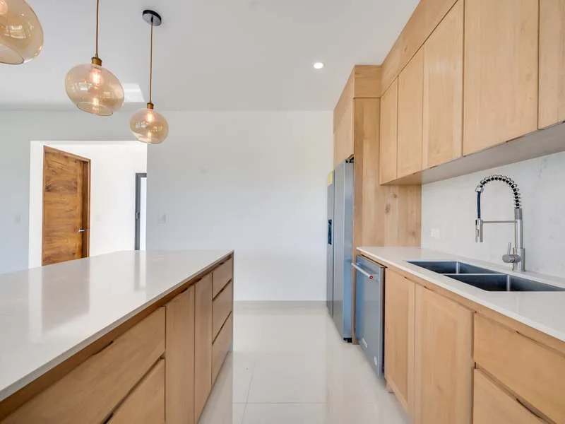 6 Bed Single Family Homes For Sale in Playa Flamingo, photo 10