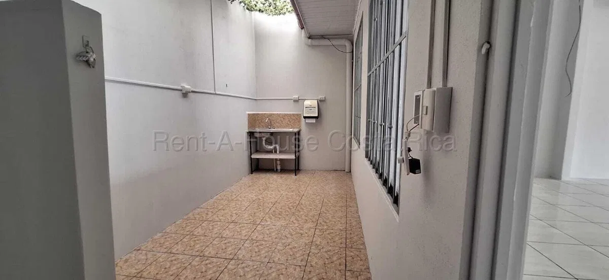 ALQUILER DE LOCAL EN SAN FRANCISCO DE HEREDIA 27-110 - Alquiler / Renta en San Francisco, photo 11