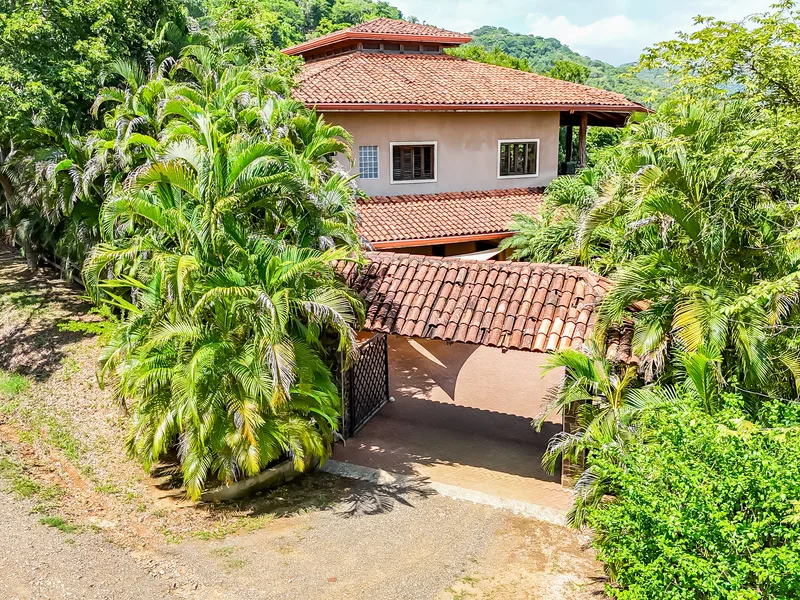 4 Bed Single Family Homes For Sale in Playa Camaronal, photo 4
