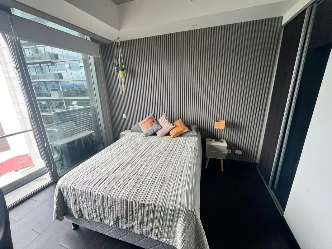 MA Asesoría alquila apartamento totalmente amueblado y equipado en Qbo, Rohrmoser, San José