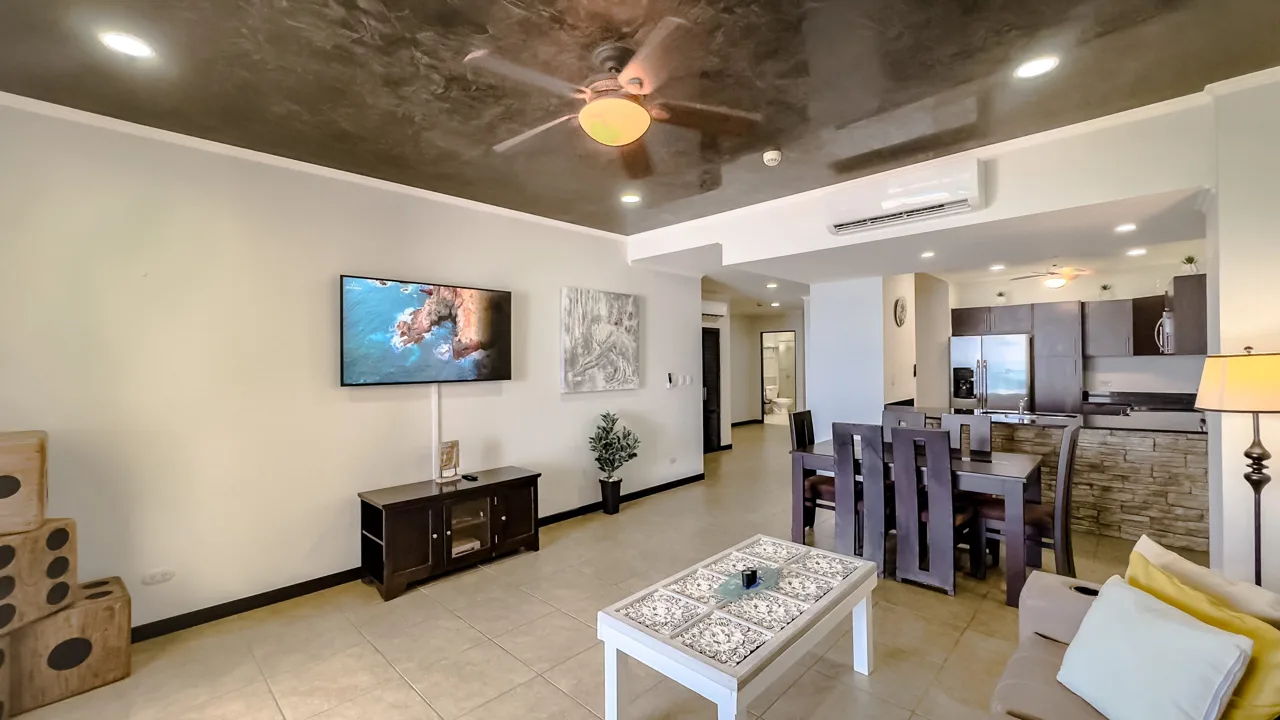 Scenic Oceanfront Condo Breakwater Point Jaco, photo 11