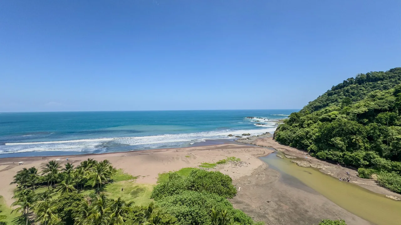 Scenic Oceanfront Condo Breakwater Point Jaco, photo 5