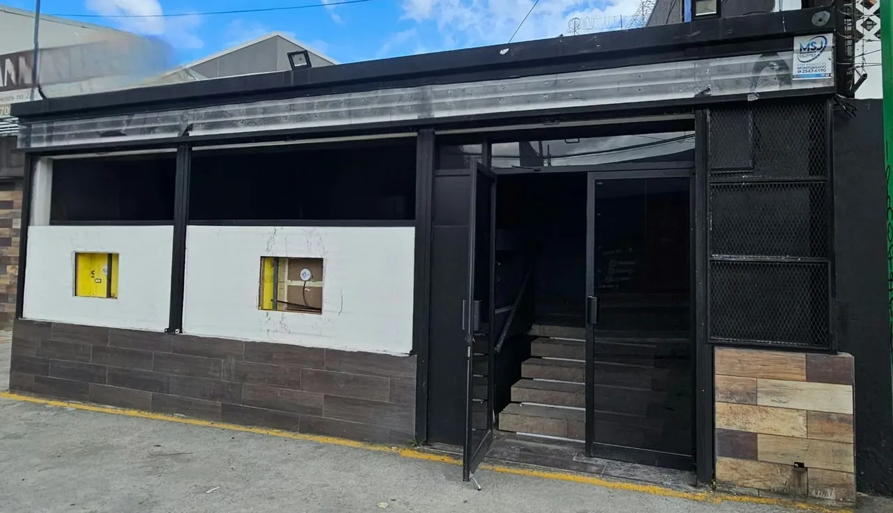 ¿Buscás el lugar ideal para hacer crecer tu emprendimiento? Este local comercial en Barrio La California ofrece una excelente ..., photo 9