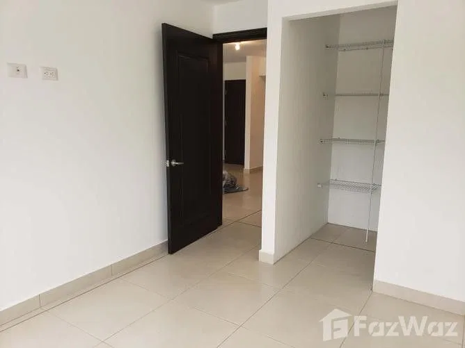 1 Bedroom Apartment for Sale at Apartamento en Condominio Vilas del Este for $110,000, photo 7