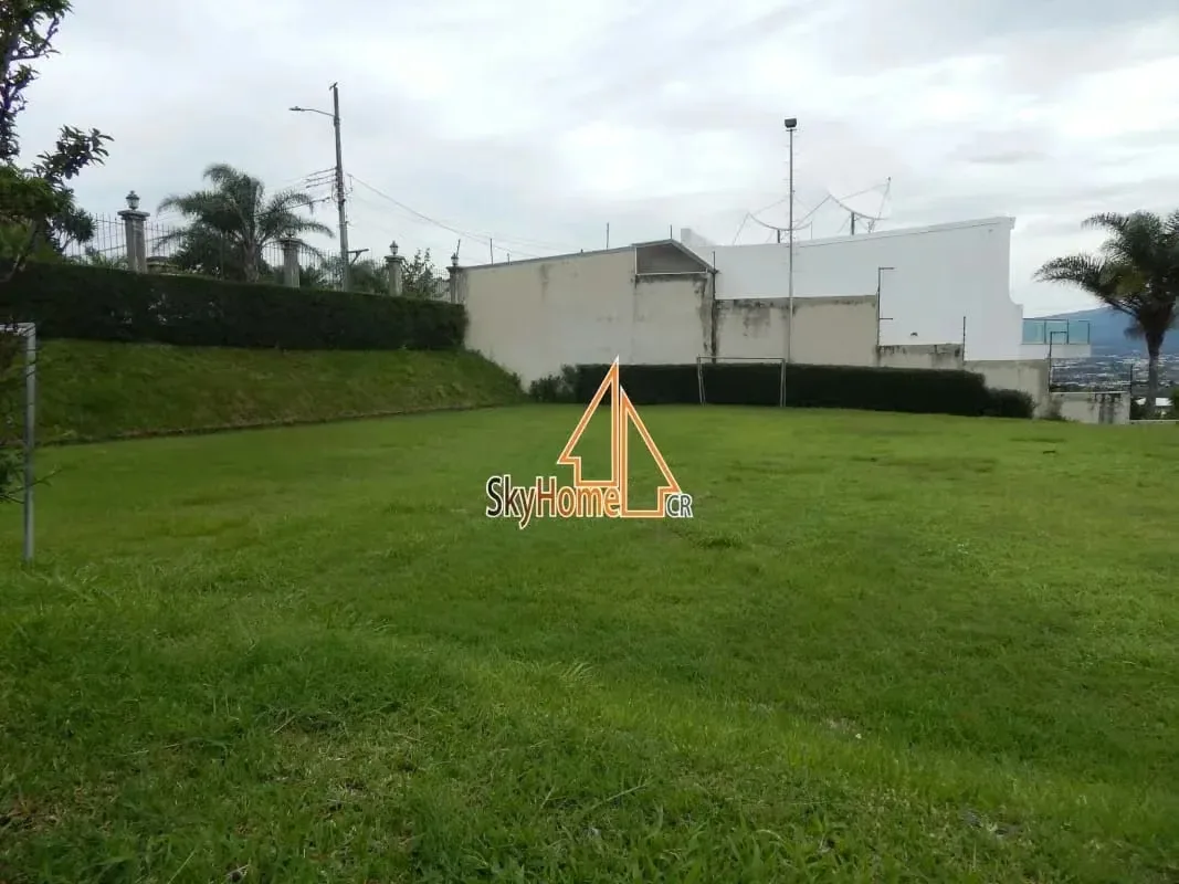 204 /Venta/Lote ideal para desarrollo / Cerca de Distrito 4 / Cerca de 27 Blvd Escazú Guachipelín / 2.600Mts2, photo 7