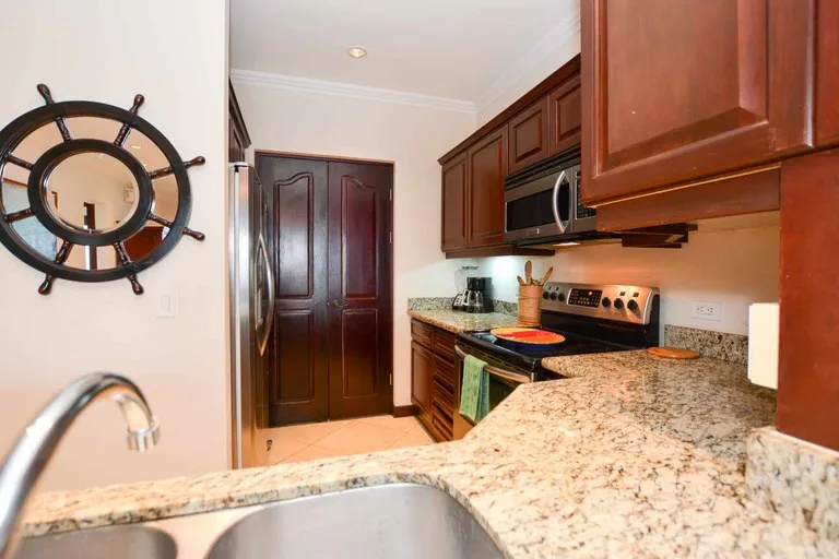 Condominium in Playa Flamingo, photo 3