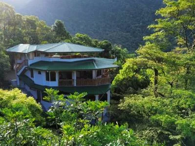 Descubre el Encanto de una Casa Exótica en Las Tumbas, Costa Rica, photo 8