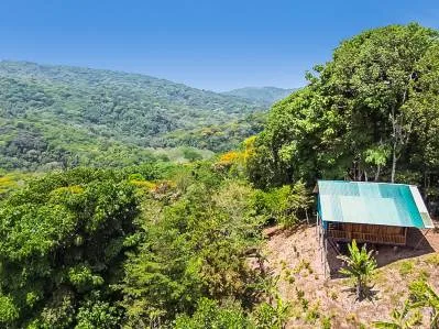 Granja frutícola con vista al valle de la cascada de 80 pies con cabaña, photo 10
