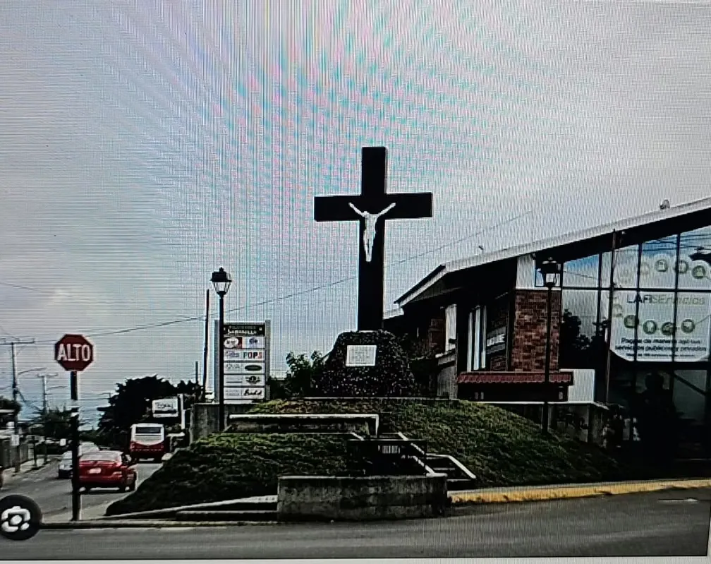 In Sabanilla, this beautiful piece of land is for sale on the main street just 150m west of the prestigious Methodist Primary and High School, rectangular shape, ideal for building your ..., photo 11
