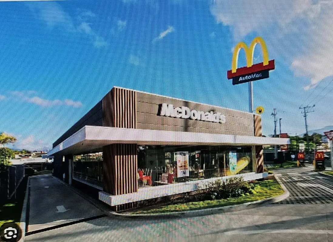 In Sabanilla, this beautiful piece of land is for sale on the main street just 150m west of the prestigious Methodist Primary and High School, rectangular shape, ideal for building your ..., photo 6