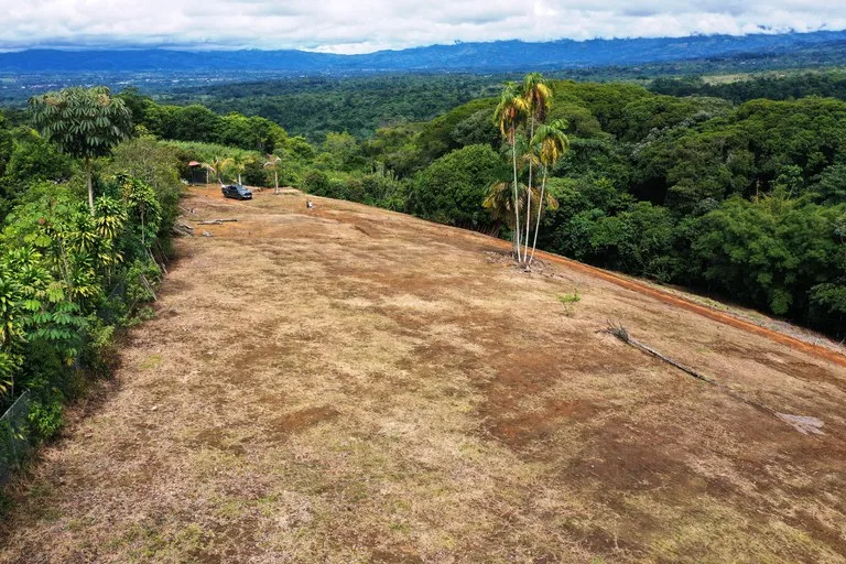 3.2 Acre Riverfront Property with Mountain Views San Francisco San Isidro, photo 5