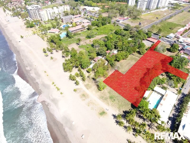 Sundial: Rare Titled Oceanfront Development Property in Jacó Beach