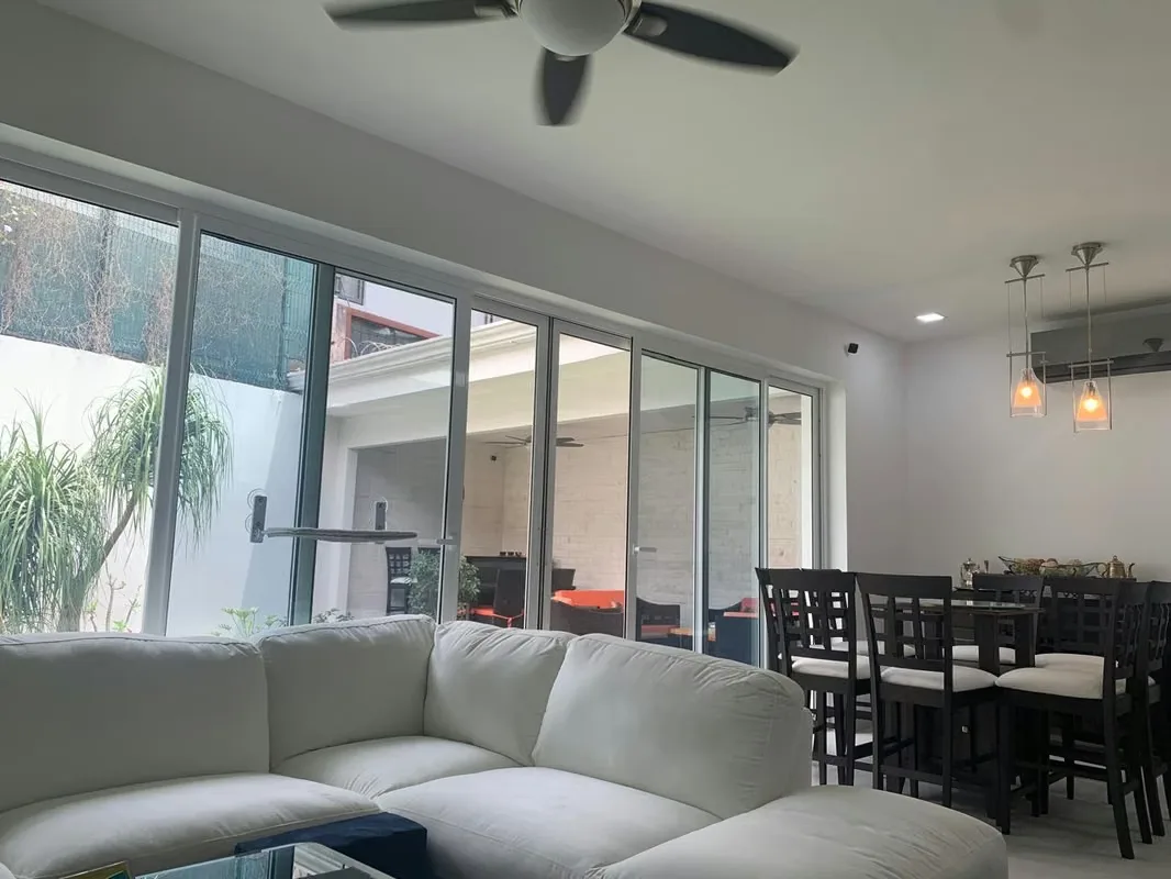 Exclusive 1 Level House Fully Remodelated - Well of Santa Ana