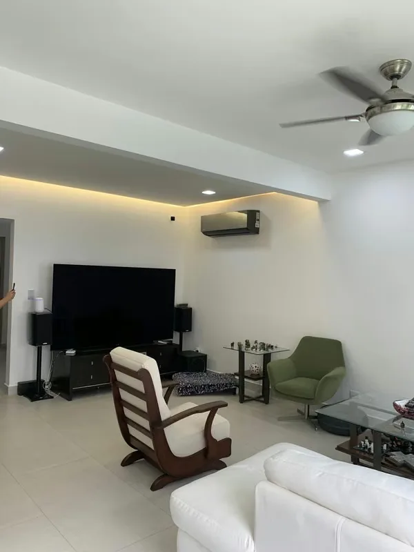 Exclusive 1 Level House Fully Remodelated - Well of Santa Ana, photo 2