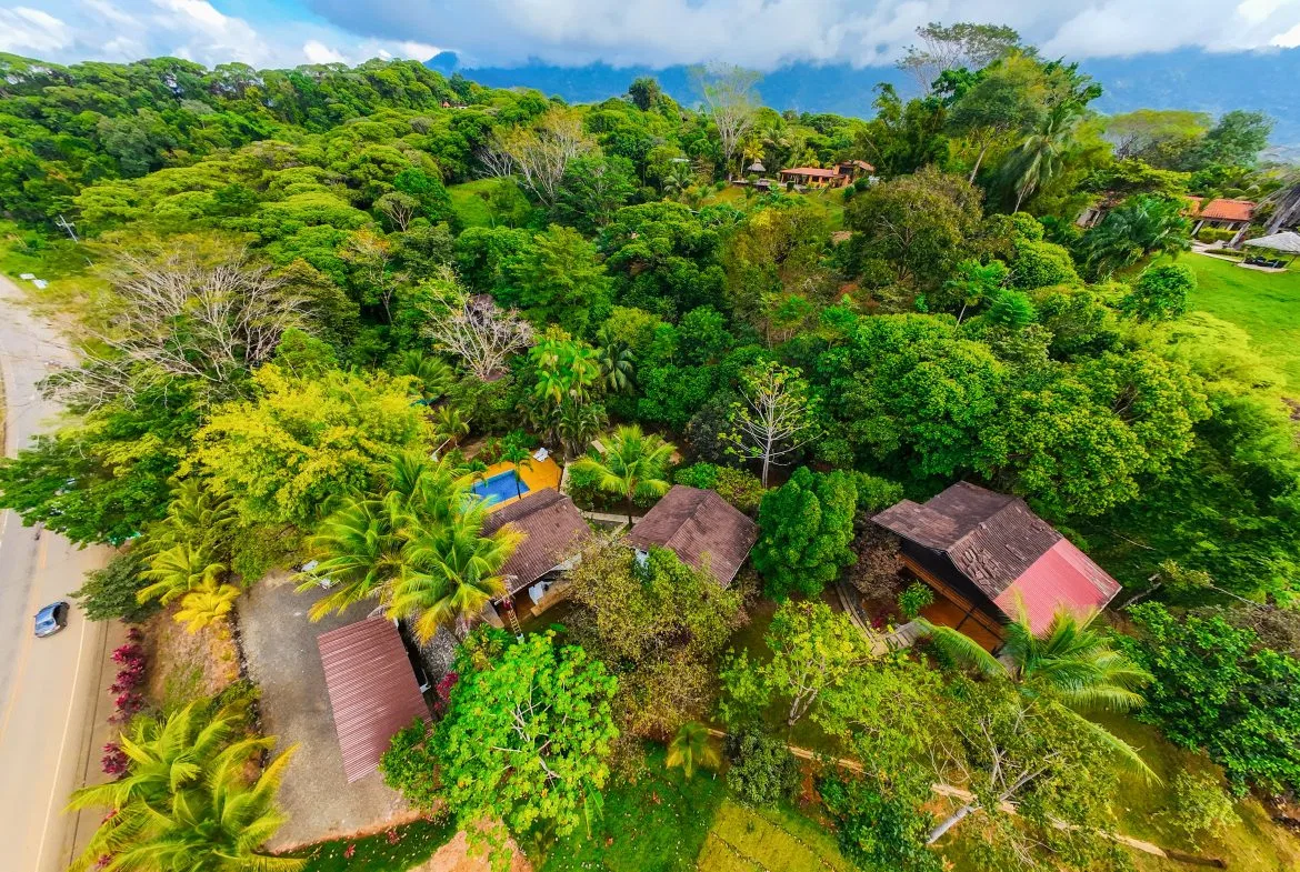 HOTEL PROPERTY WITH TEN BEDROOMS NEAR TO THE BEACH, IN OJOCHAL – 1.5 ACRES, photo 6