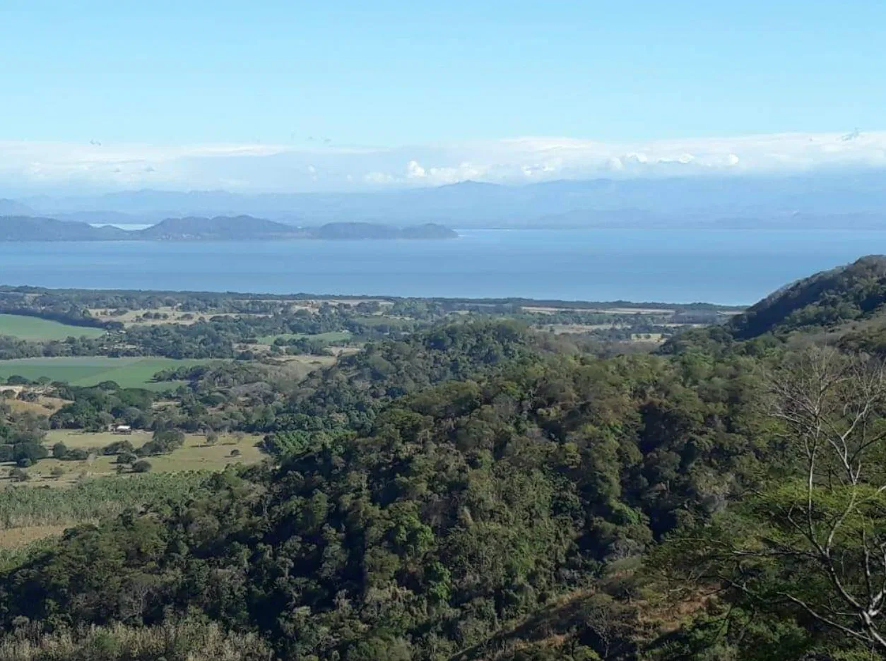 Farm with Views of the Gulf of Nicoya in La Tigra de Jicaral.
