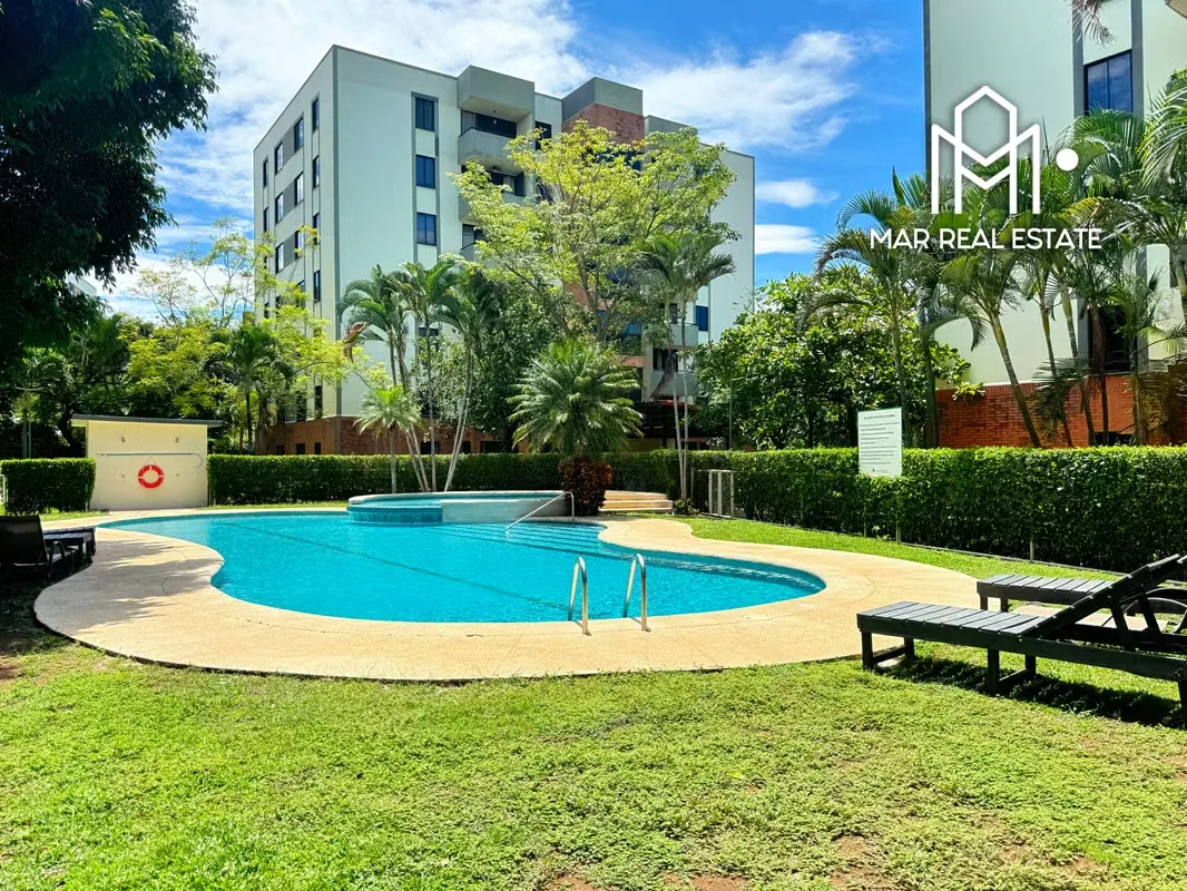 Este apartamento en condominio Bosque Real 2 puede ser para ti.