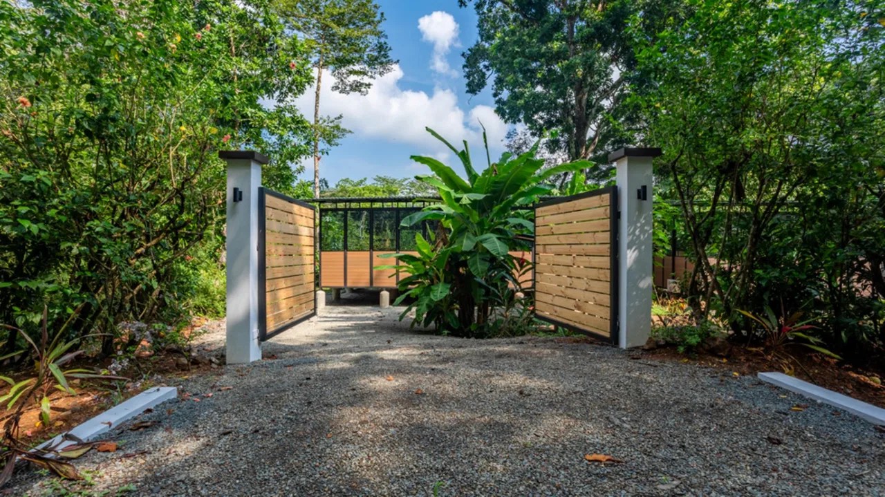 RIVERFRONT VILLA PROPERTY IN DOMINICAL – 0.59 ACRES, photo 13