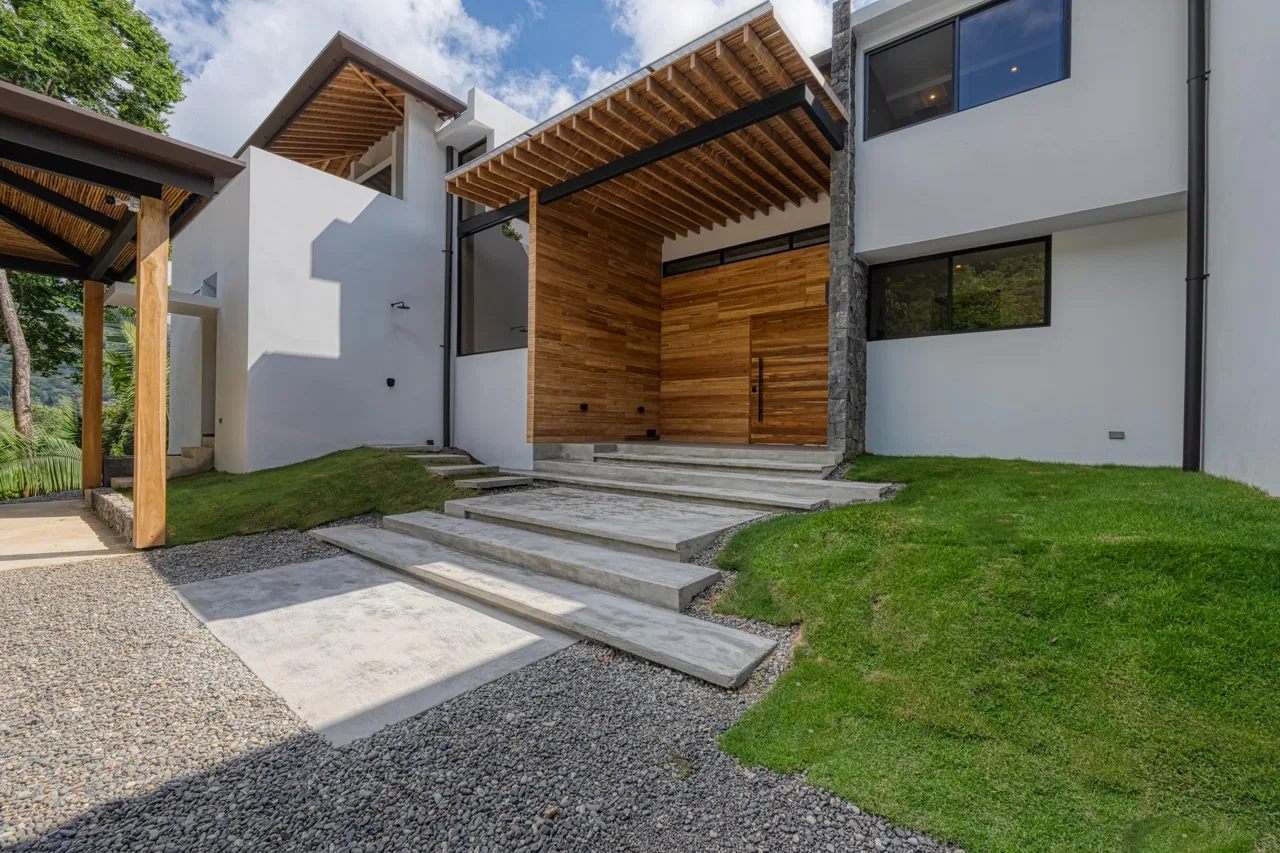 LUXURY 5 BEDROOM HOME WITH AMAZING OCEAN VIEWS – 3.34 ACRES, photo 21