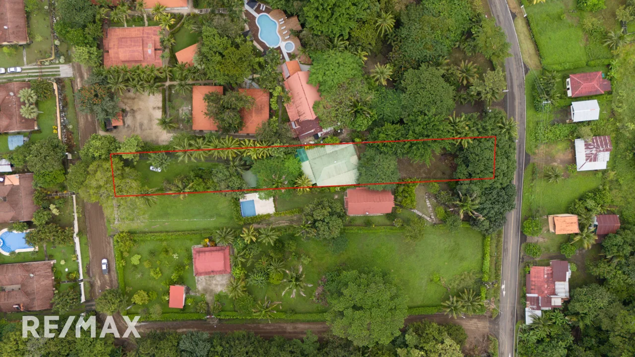 CASA DE JOE – On 2 Lots !!, photo 3