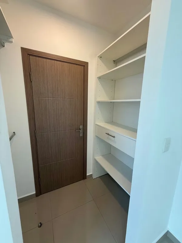 Cuenta con 2 habitaciones, dos baños completos, cocina, una amplia zona para la sala y el comedor, ..., photo 13