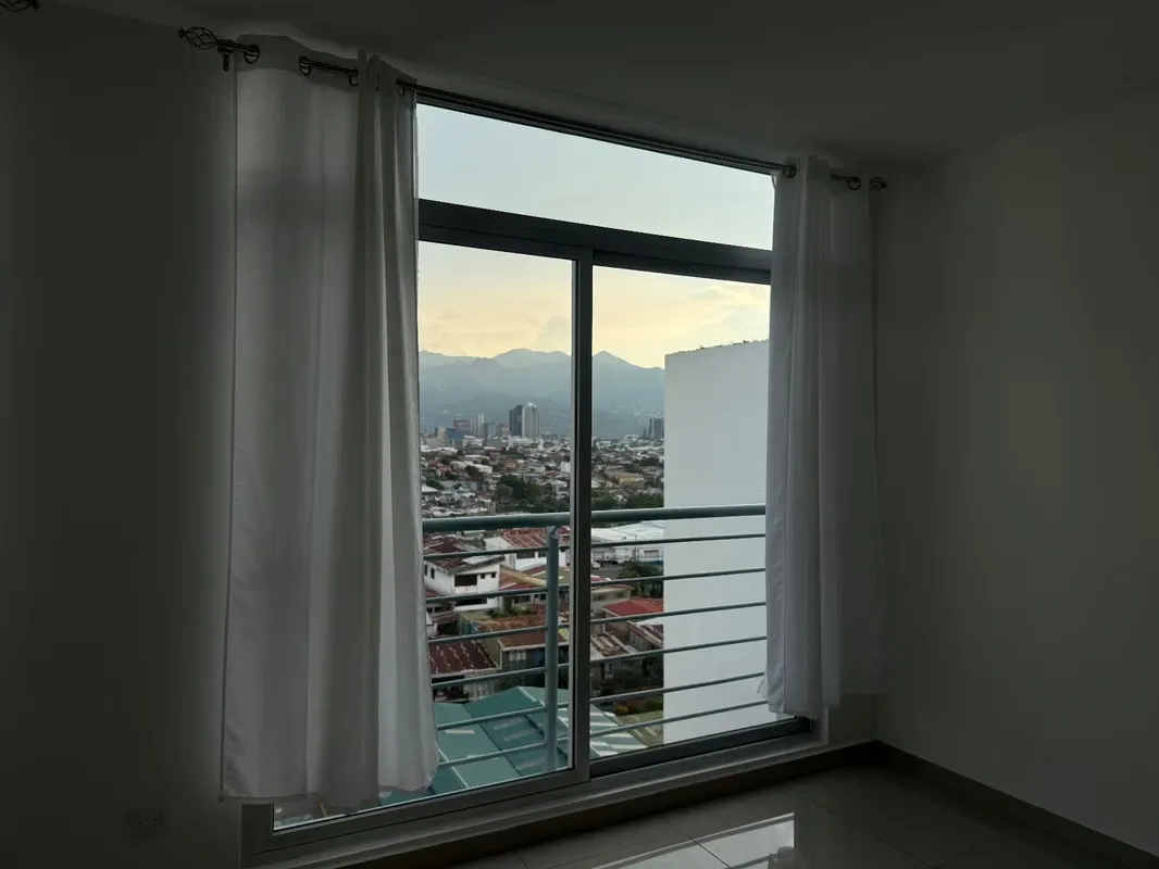 Cuenta con 2 habitaciones, dos baños completos, cocina, una amplia zona para la sala y el comedor, ..., photo 6