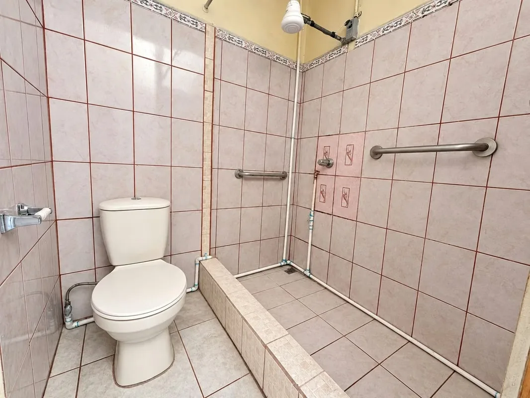 Apartamento en alquiler en Rohrmoser, Geroma, con una distribución funcional que permite utilizar la tercera habitación como dormitorio u oficina para trabajar desde casa., photo 2