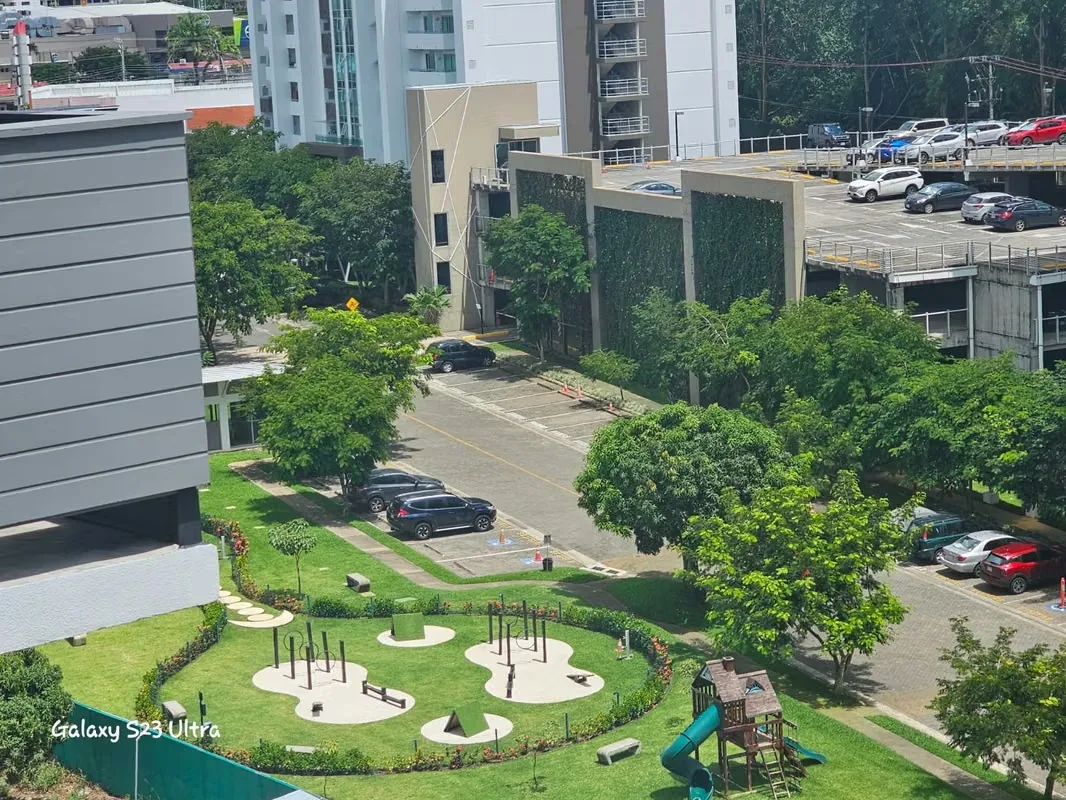 KHAYA nuevo edificio TORRES DE HEREDIA 