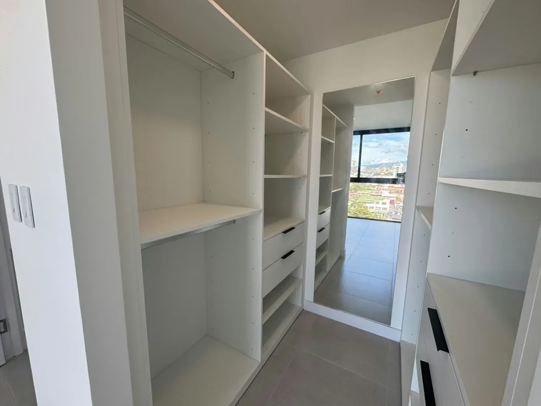 ¿Busca un apartamento nuevo, moderno y listo para mudarse? Esta oportunidad en la nueva torre de Sky Garden La Sabana lo tiene todo., photo 9