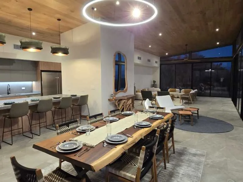 6 Bed Single Family Homes For Sale in Playa Grande, photo 8
