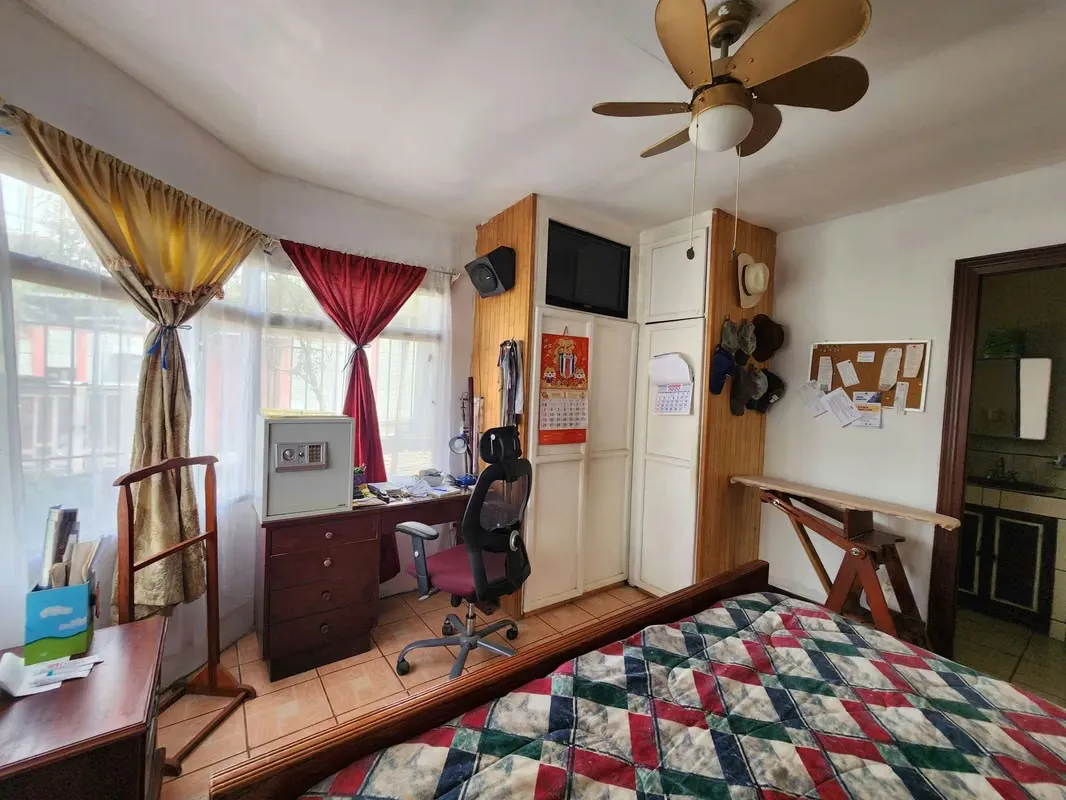 Se vende amplia propiedad de 2 niveles, en la que se alquilan habitaciones bajo modalidad de pensión., photo 10