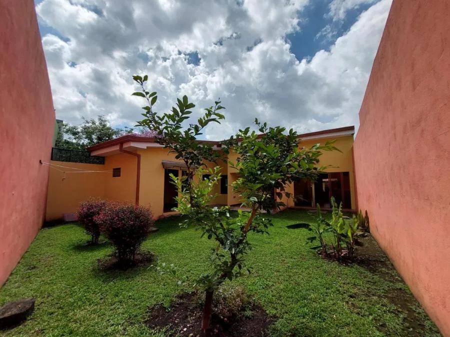 Venta de Casa de una planta con 4 habitaciones en Escazú Centro - Venta en Escazú, photo 11