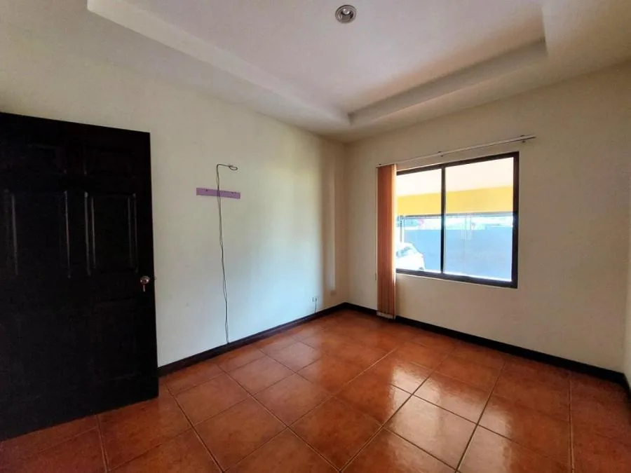 Venta de Casa de una planta con 4 habitaciones en Escazú Centro - Venta en Escazú, photo 6