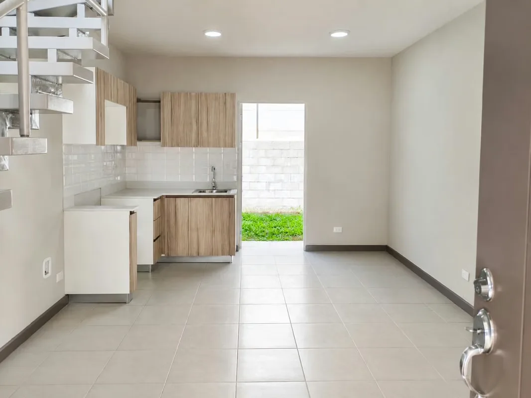 BRAND NEW HOME FOR RENT IN DESAMPARADOS