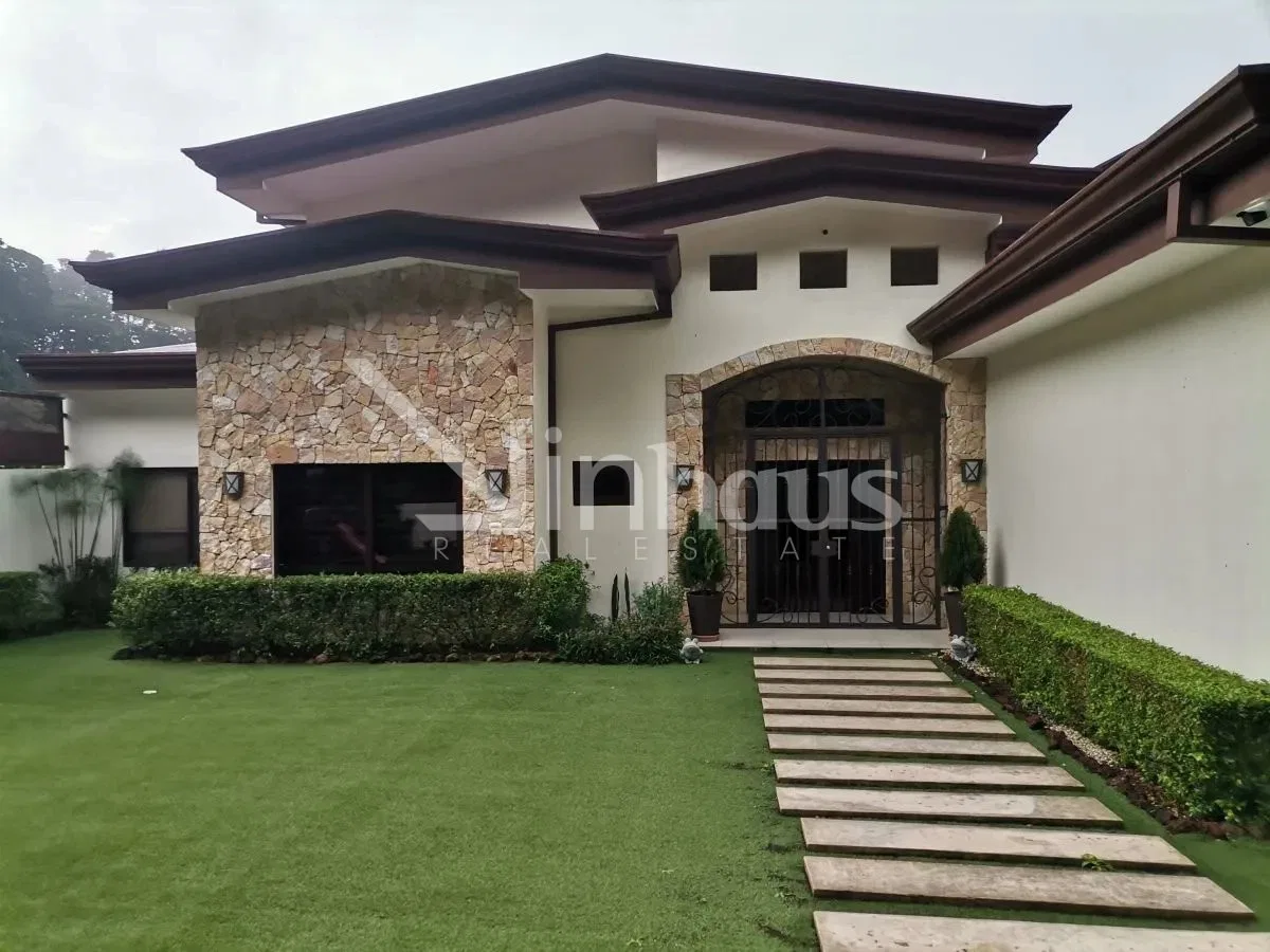 Casa en Venta en Angeles de San Rafael, Heredia