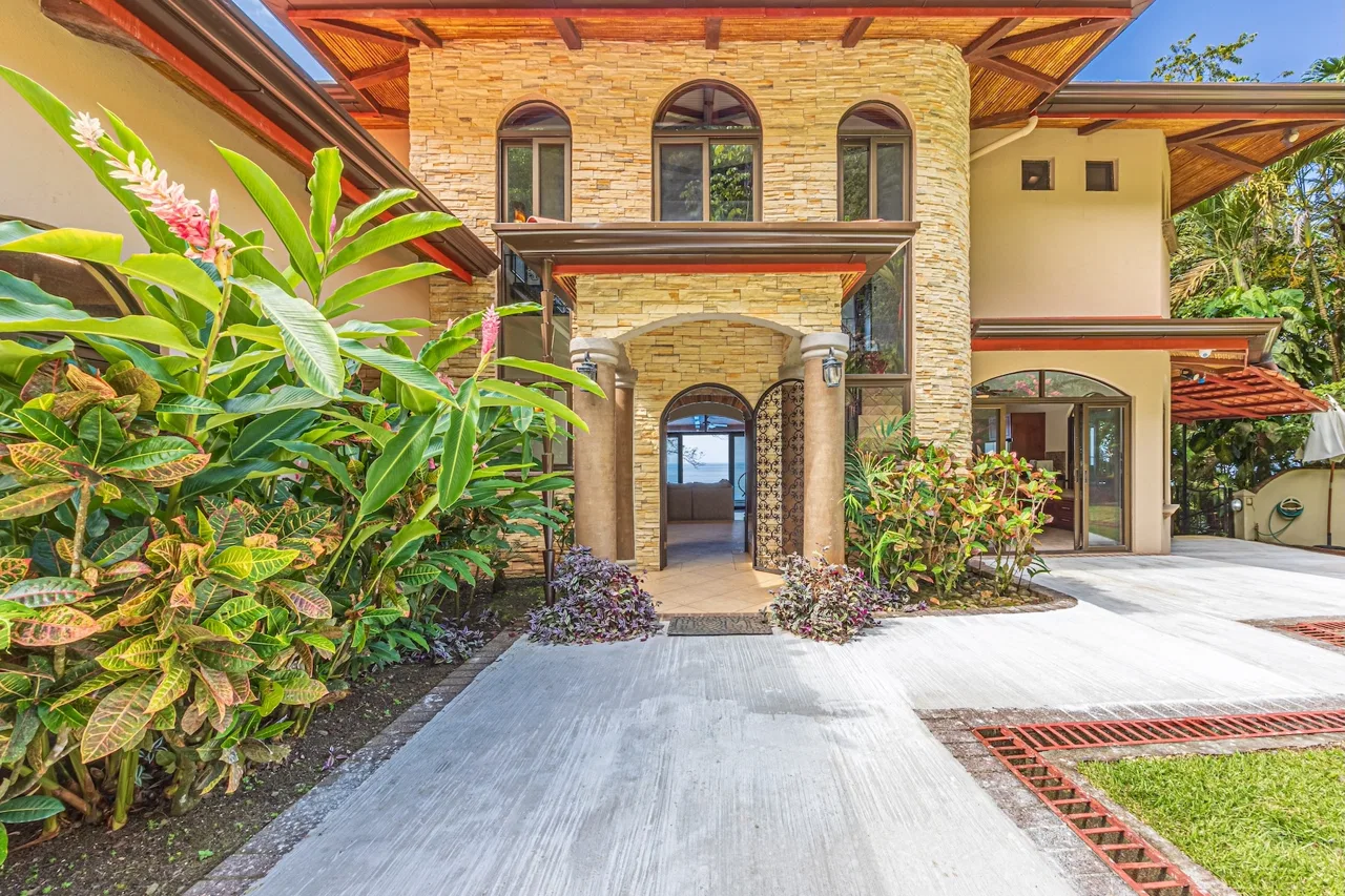 VILLA PACIFICA LUXURY PROPERTY WITH PANORAMIC OCEAN AND SUNSET VIEWS, IN DOMINICAL – 0.68 ACRES, photo 11