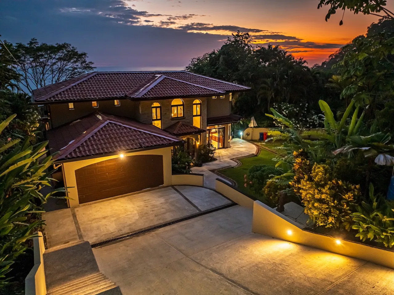 VILLA PACIFICA LUXURY PROPERTY WITH PANORAMIC OCEAN AND SUNSET VIEWS, IN DOMINICAL – 0.68 ACRES, photo 5