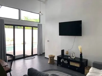 Casa a estrenar, a pie de playa y piscina, amueblada, ubicación central, ideal para alquilar, photo 8