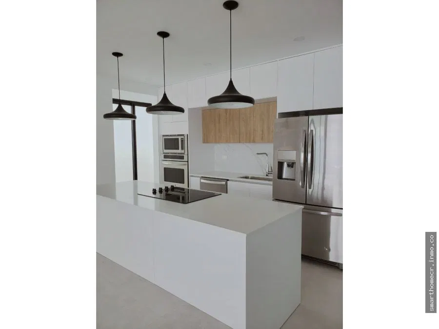 ALQUILER TOWNHOUSE - SANTA ANA, POZOS