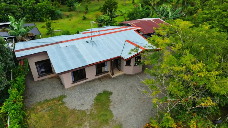 SE VENDE CASA FAMILIAR CON MAXIMA PRIVACIDAD Y SEGURIDAD EN GENERAL VIEJO - Venta en Pérez Zeledón, photo 13