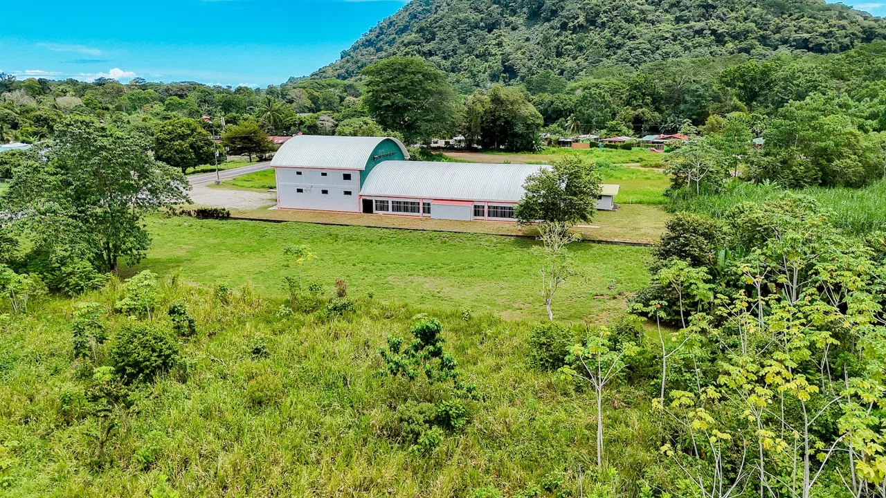 FLAT 0.59-ACRE LOT WITH DIRECT ACCESS TO THE COASTAL ROAD AND HIGH COMMERCIAL POTENTIAL IN CORONADO TRES RIOS, photo 2