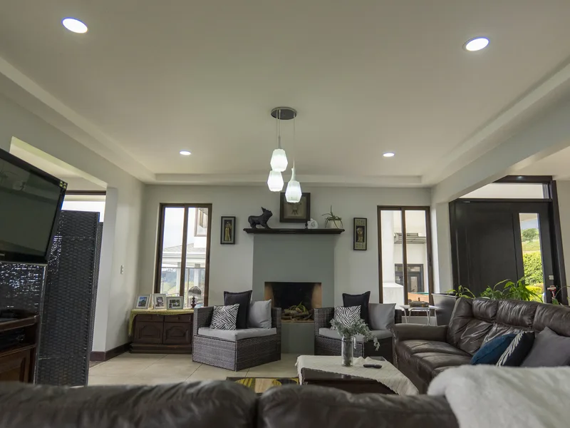 7 Bed Single Family Homes For Sale in El Tejar, photo 4
