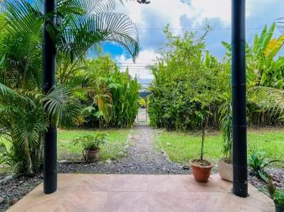 A poca distancia de la playa en Uvita: moderna casa con piscina por menos de $400,000., photo 9