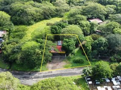 Propiedad Comercial en Bagaces - Ideal para inversión Inmobiliaria o Restaurante