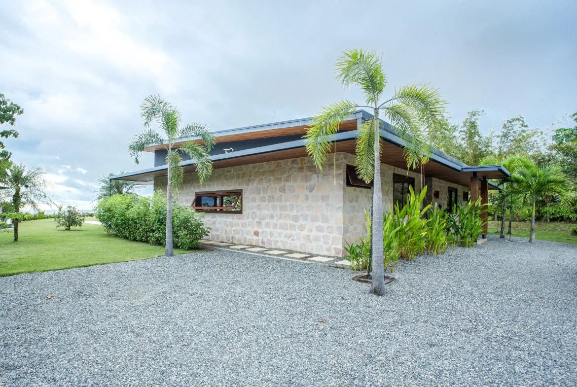 PROPERTY WITH THREE BEDROOM AND PANORAMIC VIEWS OF THE OCEAN, IN OJOCHAL – 0.54 ACRES, photo 6