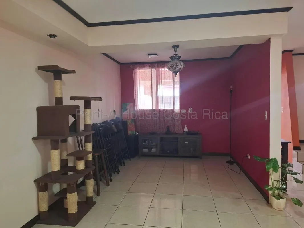 ¡Descubre una casa con espacios versátiles en un residencial de Mata de Plátano, Guadalupe! Esta propiedad de varios niveles combina una distribución dinámica con áreas que puedes ..., photo 3