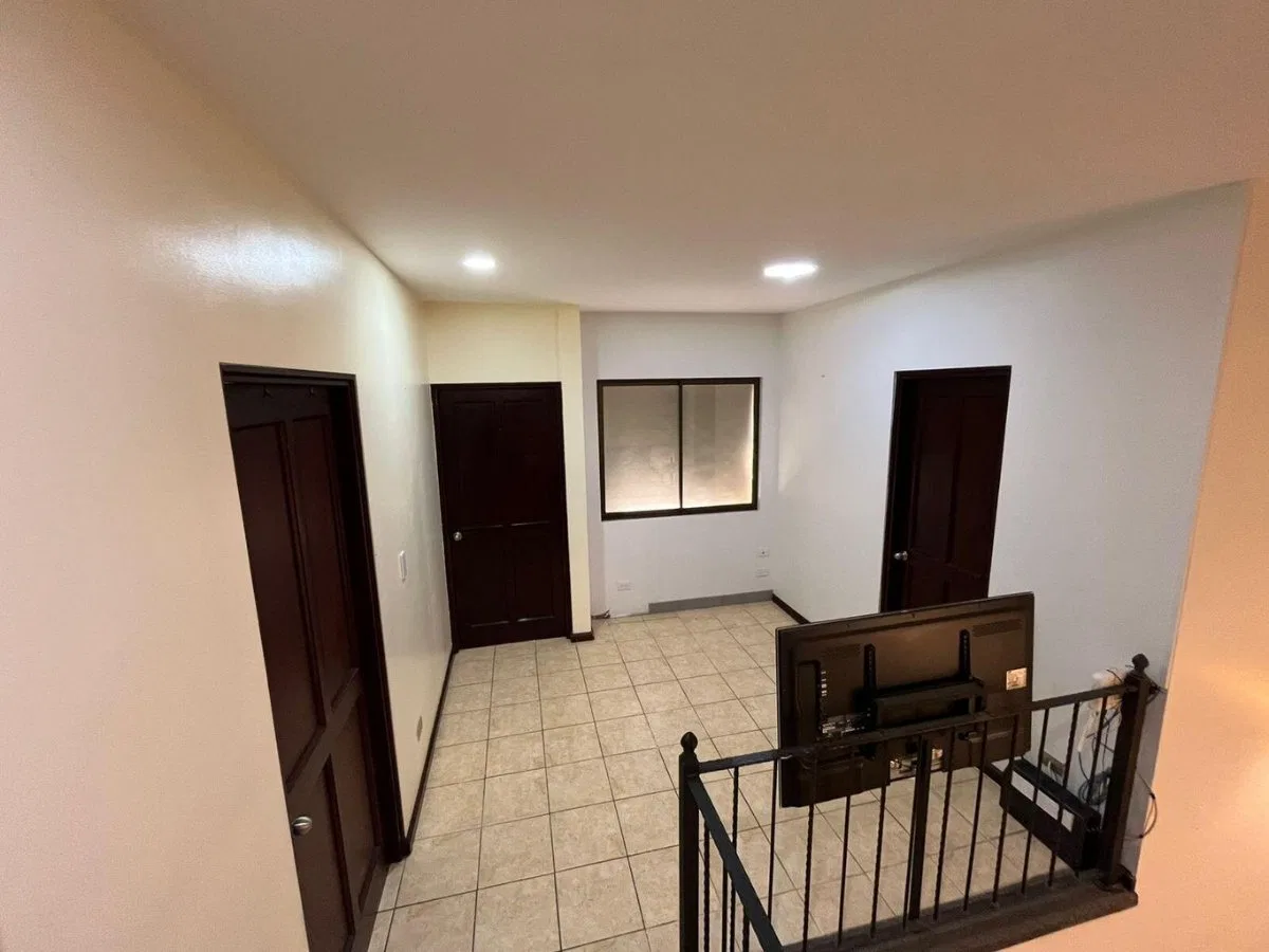 Casa en venta en condominio con seguridad y excelente ubicación en Brasil de Mora #26-1021 GS - Venta en Mora