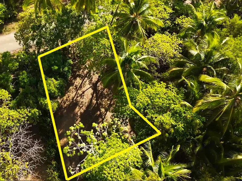 Land For Sale in Playa San Miguel
